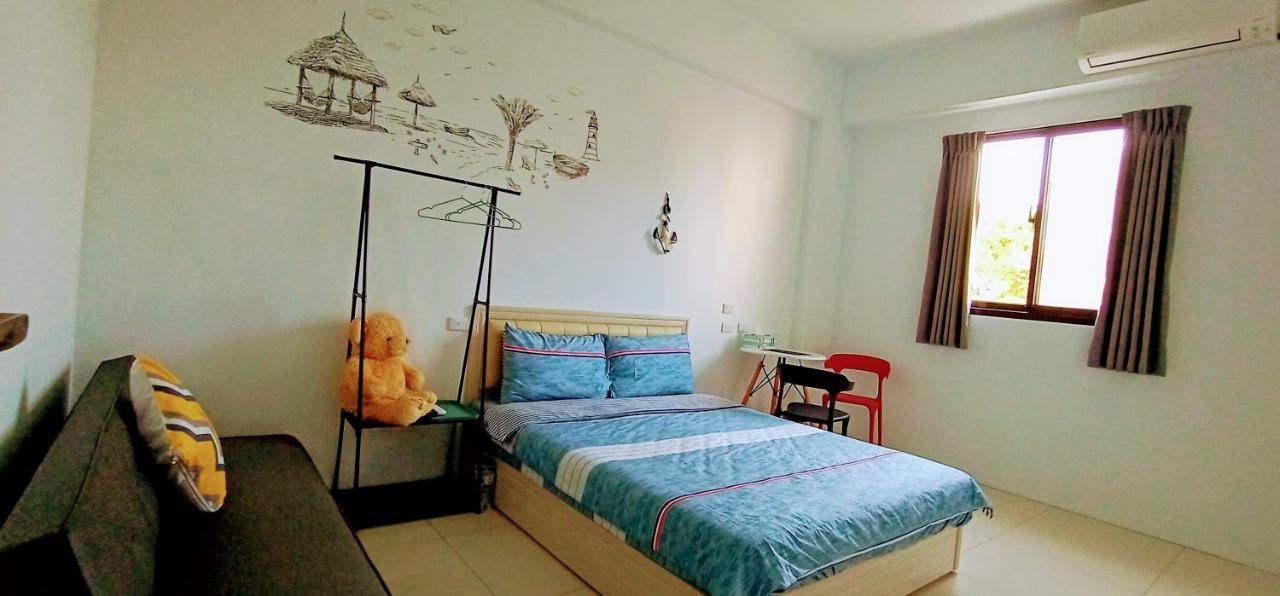 Yu Hai B&B Цзяосі Екстер'єр фото